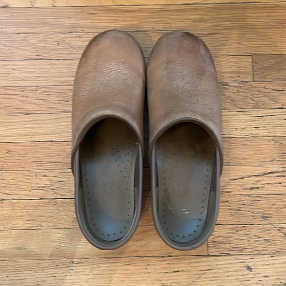 Danskos - Picture 2 of 4